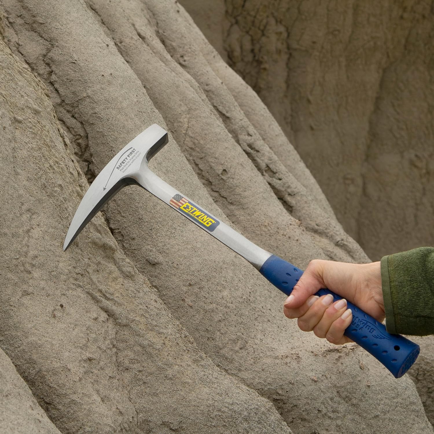 Rock Pick Long Handle - 22 oz Geology Hammer with Pointed Tip & Shock Reduction Grip - Estwing - E3-23LP